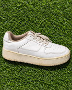 Court Low Sneakers
